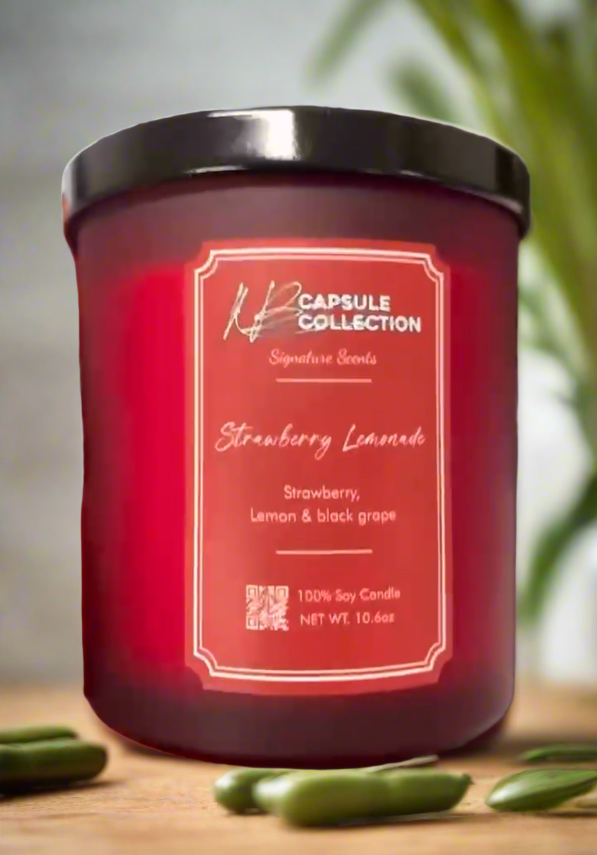 “Signature Scents” Strawberry Lemonade Candle 🕯️