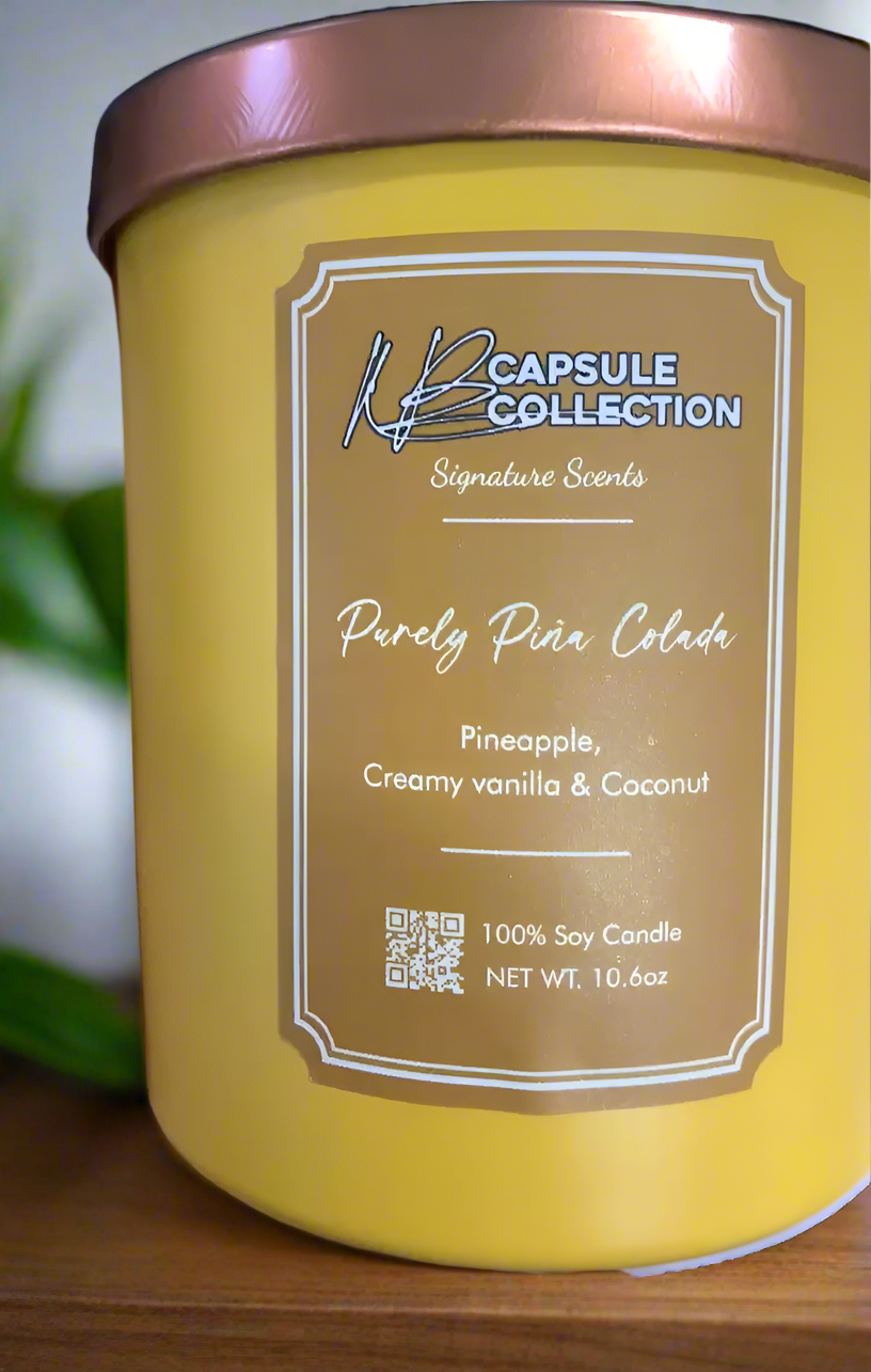 “Signature Scents” Purely Piña Colada Candle 🕯️